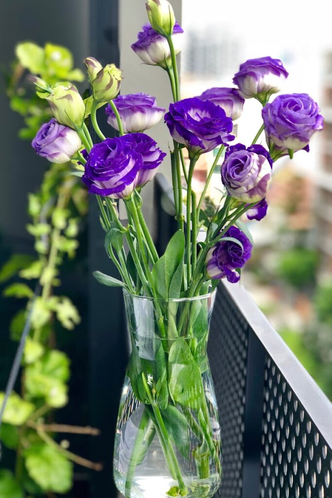 Blumen zum Muttertag in einer Vase